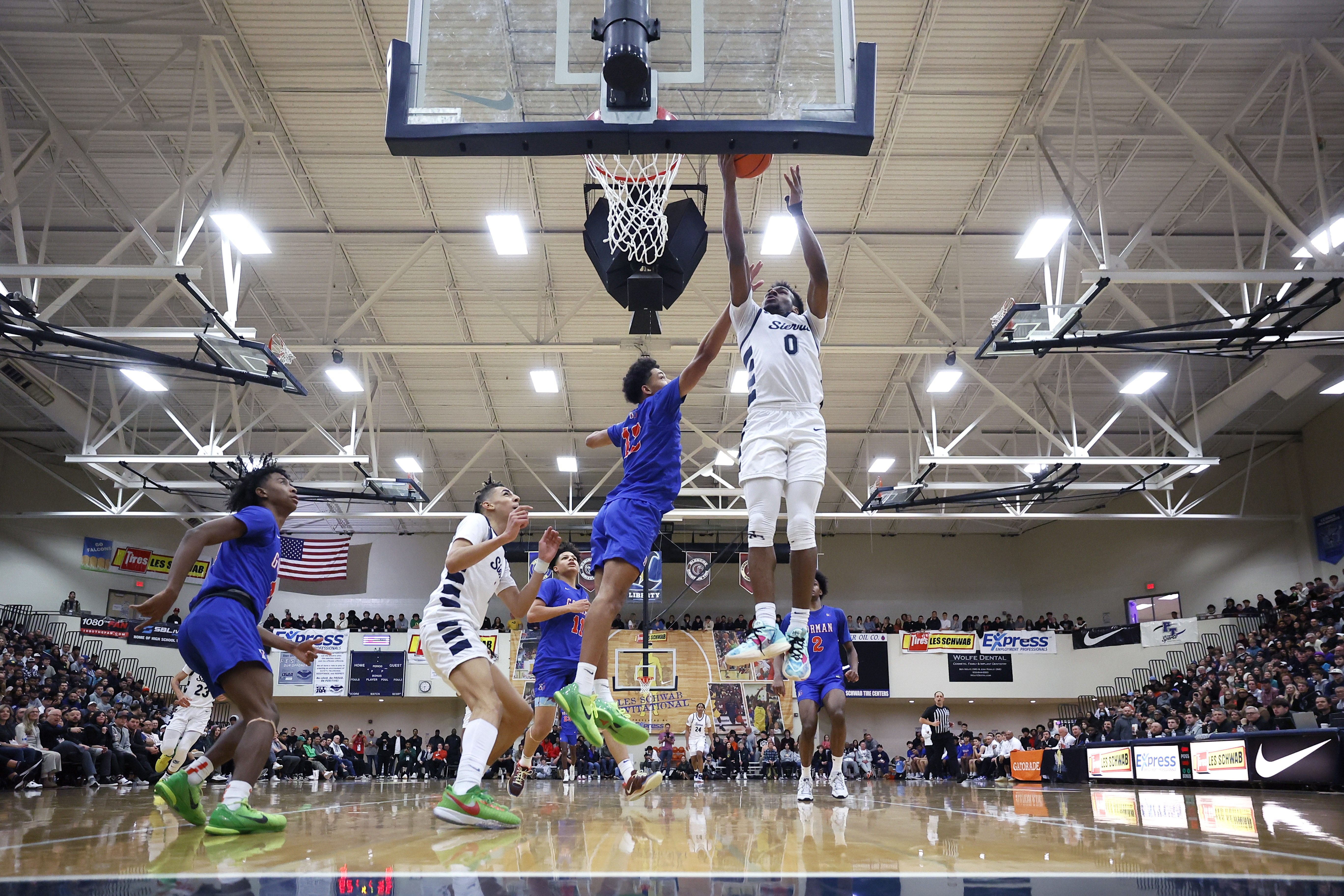 Sierra Canyon Bishop Gorman Les Schwab Invitational Soobum Im 102